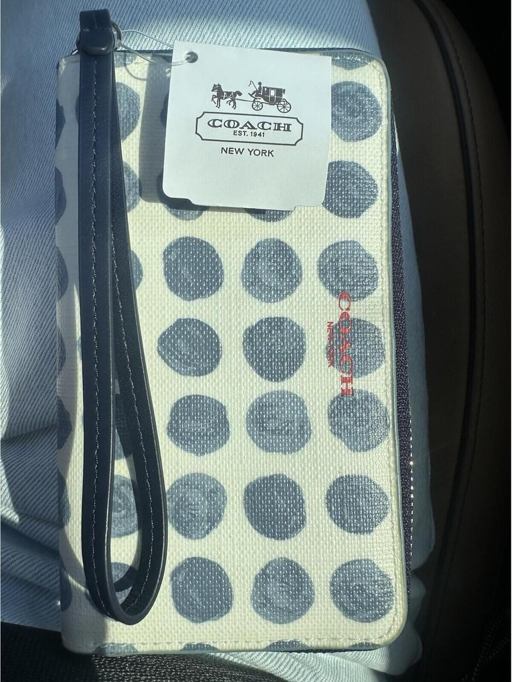 NWT Coach Leather Blue Navy Polka Dot Zip Wristlet Wallet
